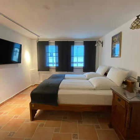 Dornroeschen Appartement Grebenstein